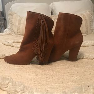 Dolce Vita Peep toe Fringe Booties